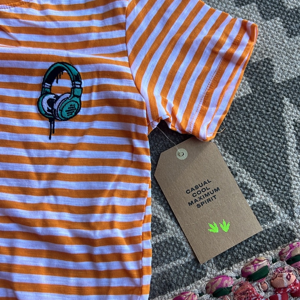 MAXIMUS REX orange & white stripped t-shirt! size 6! so darling!